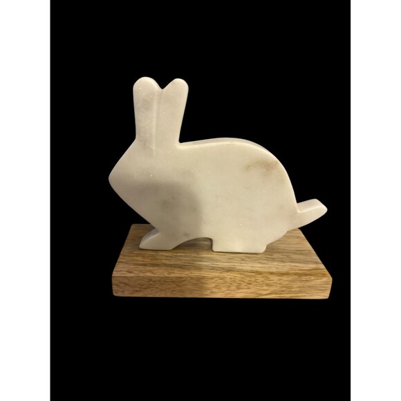 White Marble Bunny Figurine On Wooden base- Minimalist Rabbit Sculpture - India - Picture 3 of 8